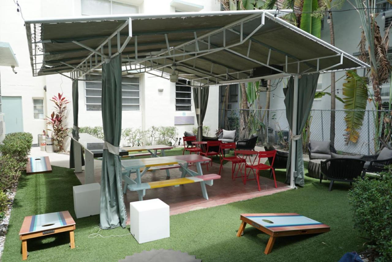 Auberge de jeunesse Beds N' Drinks *